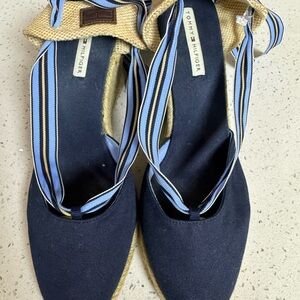 Tommy Hilfiger Navy Espadrille Wedges Lace Up Size 11